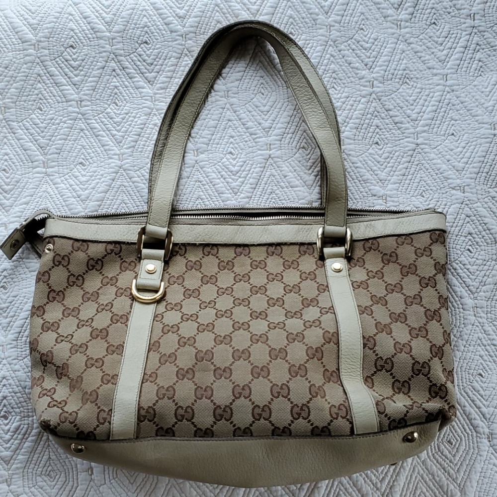 Gucci handbag